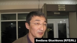 Евлоевтің адвокаты Нұрлан Бейсекеев.