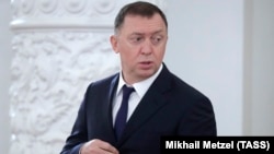 Russian businessman Oleg Deripaska (file photo)