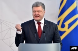 The office of Ukrainian President Petro Poroshenko has dismissed the accusations as "absolutely false."