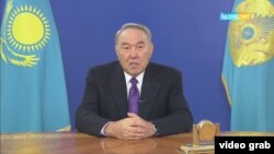 Қазақстан президенті Нұрсұлтан Назарбаев үндеу айтып отыр. Астана, 25 қаңтар 2017 жыл. (Видеодан скриншот)