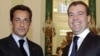 Can the EU do better in holding Russia to account that it did in 2008, when then-French President Nicolas Sarkozy (left) and his Russian counterpart, Dmitry Medvedev, agreed to end the fighting between Russia and Georgia.